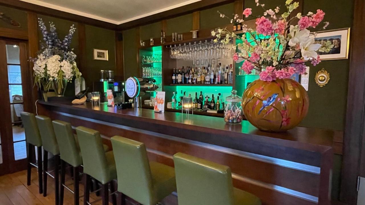 Boutique Hotel Restaurant Hollerather Hof Hellenthal Exterior photo